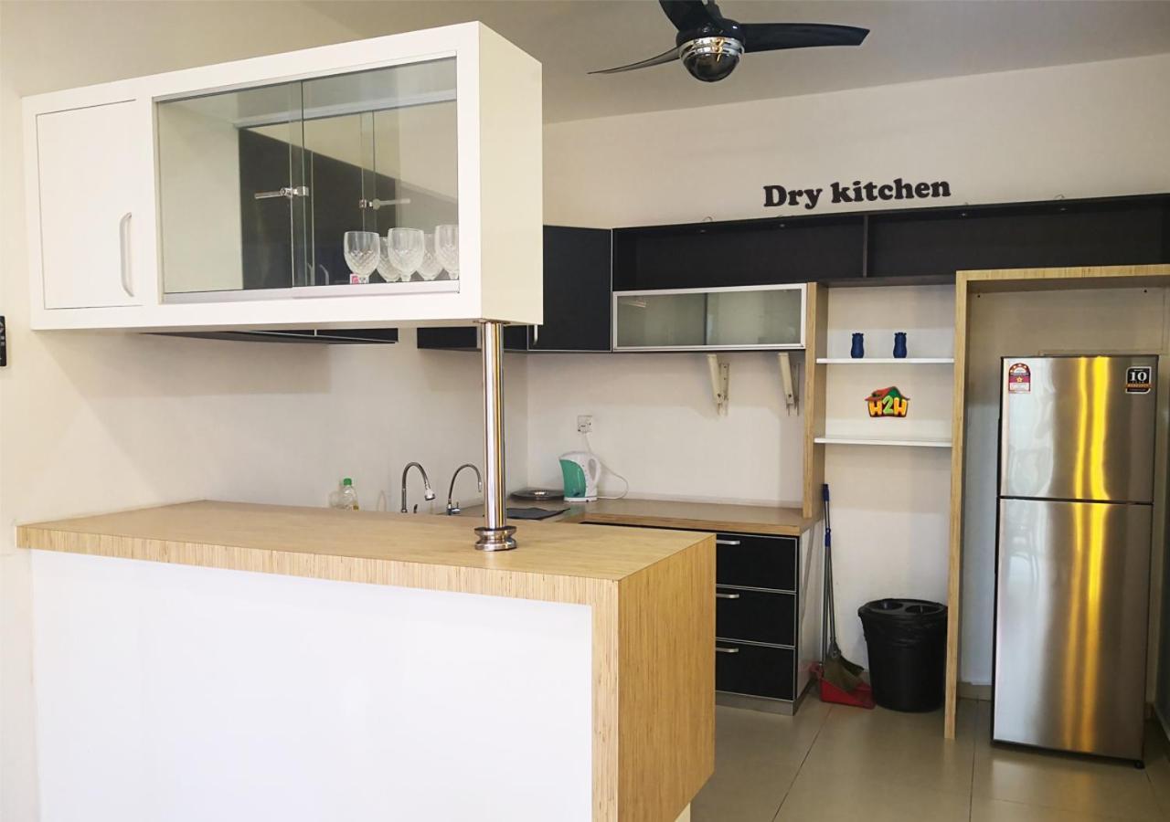 H2H - Cy Botani Vacation House Ипох Экстерьер фото